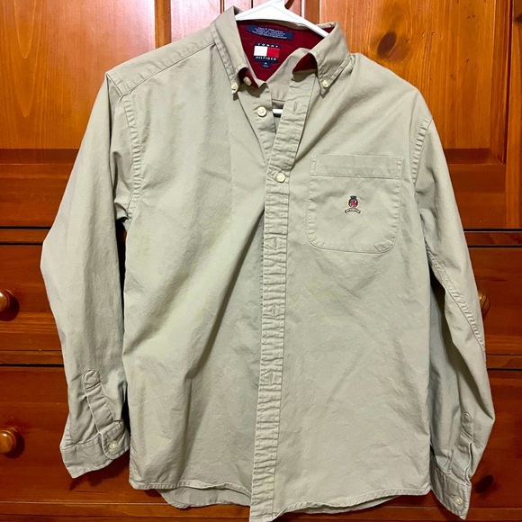 THREE Tommy Hilfiger Kids Button Down Shirts - Medium - Picture 3 of 7
